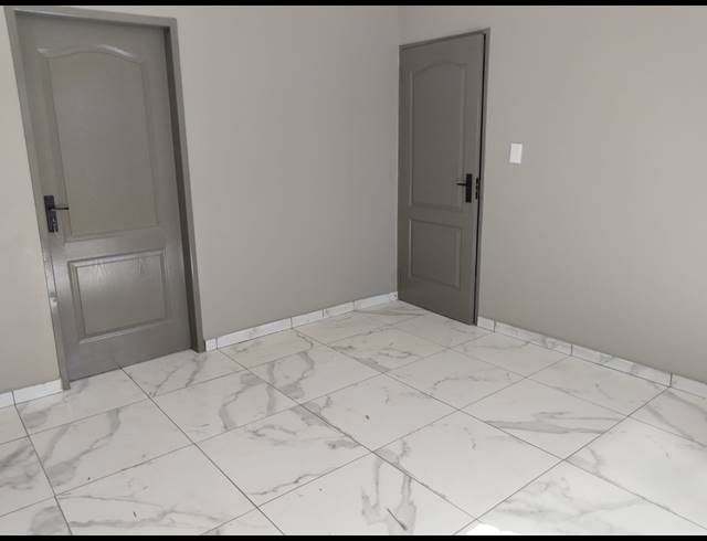 3 BEDROOM HOUSE FOR SALE IN VANDERBIJLPARK CE 3